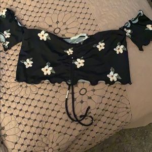 Ootd Fahd brand new crop top
